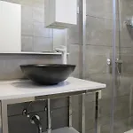 House Juric Apartman *