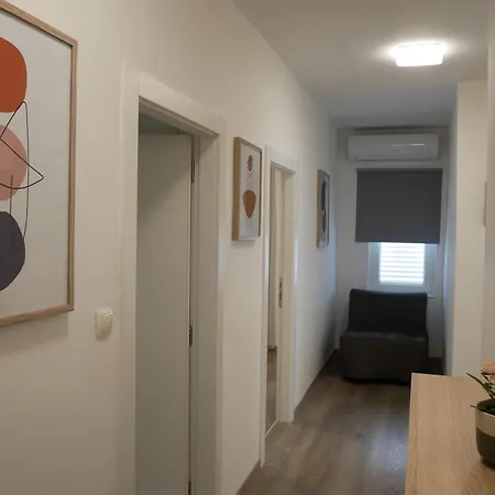 Apartman House Juric *