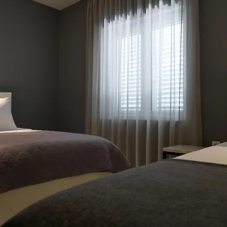 House Juric Apartment Primosten