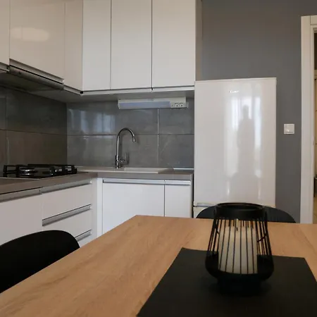 House Juric Apartman *