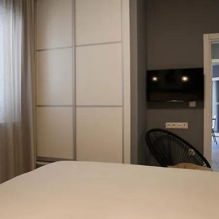 House Juric Apartman *